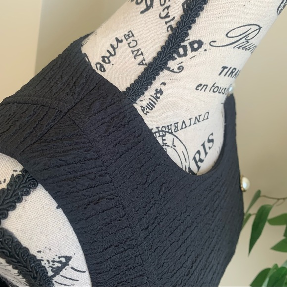 Karl Lagerfeld Pearl Button Textured A-Line Dress Black Sz 6 - Picture 8 of 16